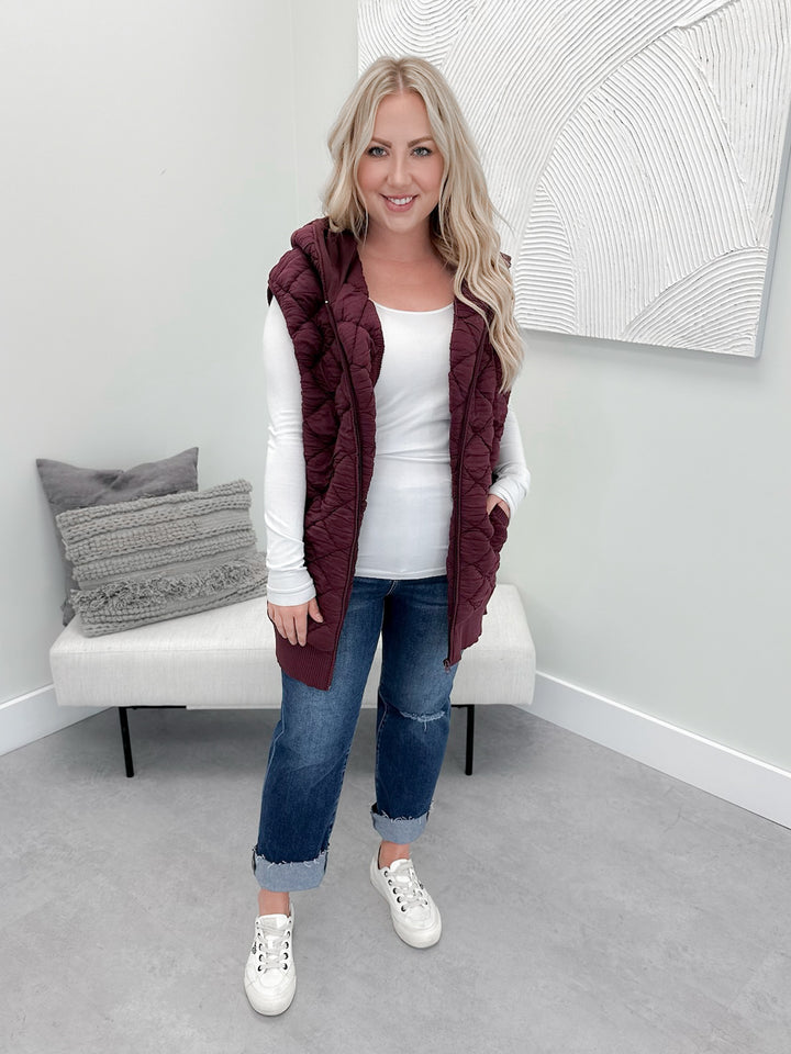 Marley Quilted Vest in Plum