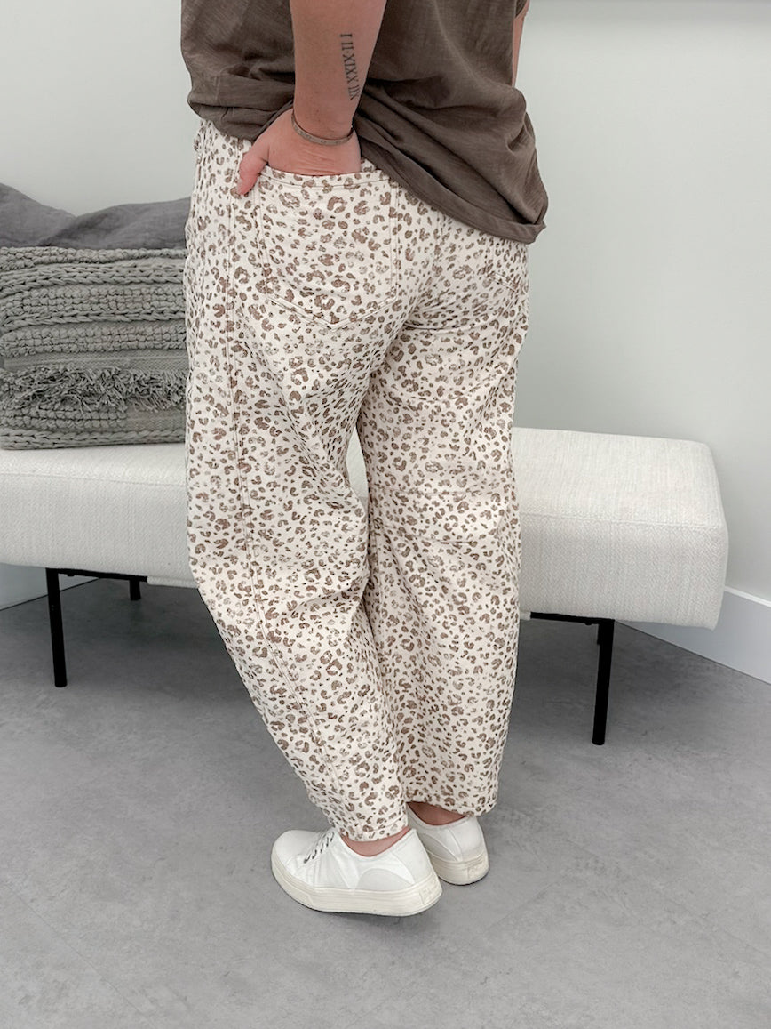 Vivienne Barrel Leg Jeans in Leopard Cream - Small