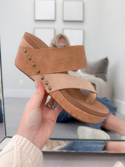All Day Wedge in Caramel