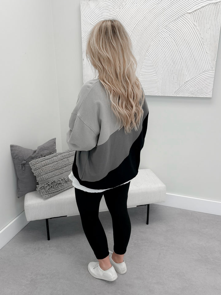 Toni Pullover in Black Combo