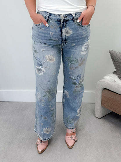 Isabelle Vintage Flare Jeans in Washed Floral