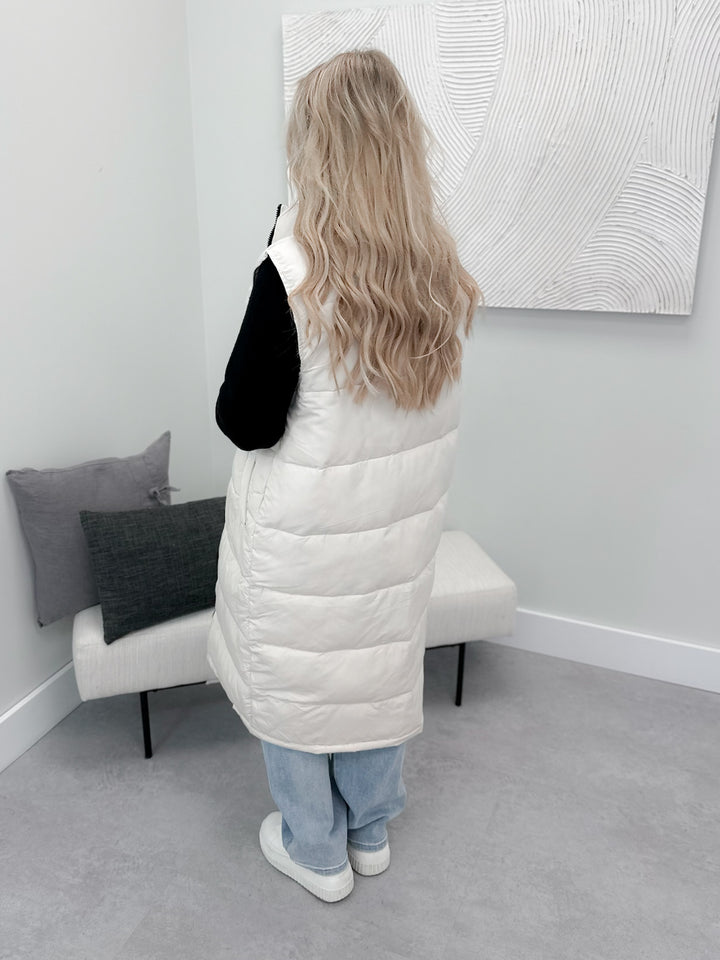 Elsa Puffer Vest in Cream