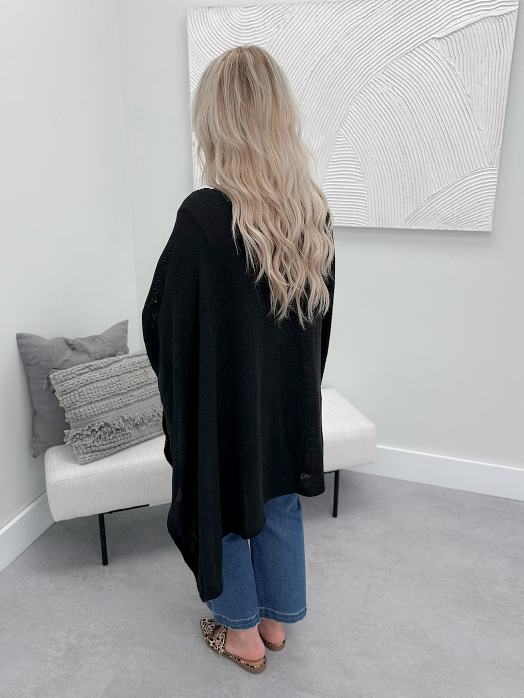 Sophia Shawl in Black