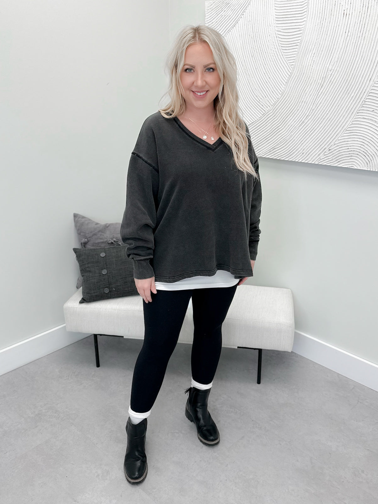 Presley Pullover in Washed Black - Small