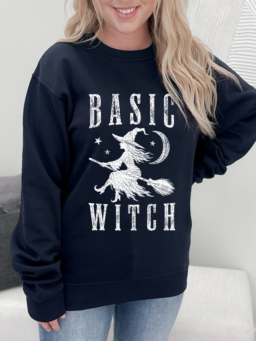 Basic Witch Graphix Pullover