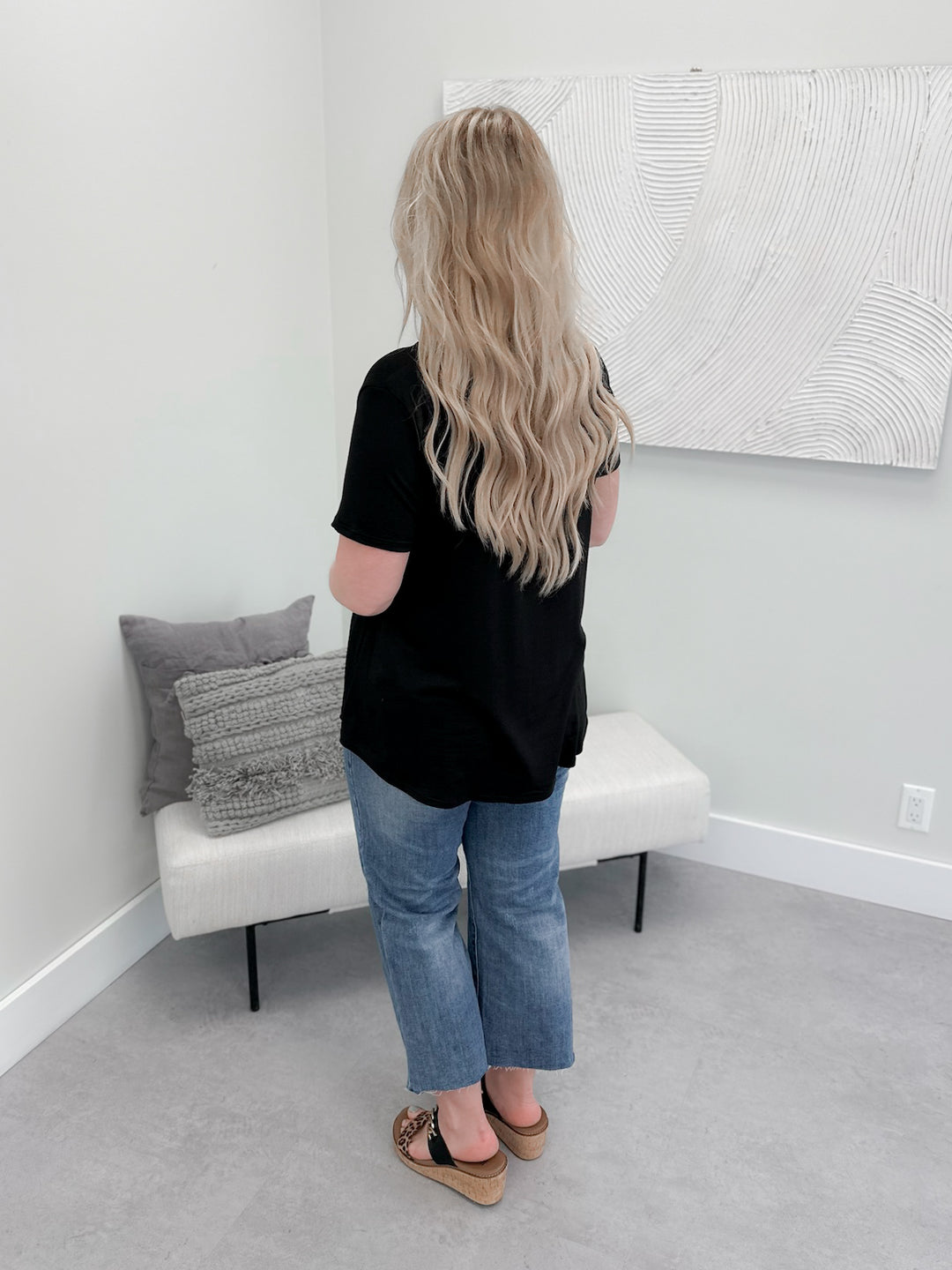 Rounded Buttery Basic Tee in Black