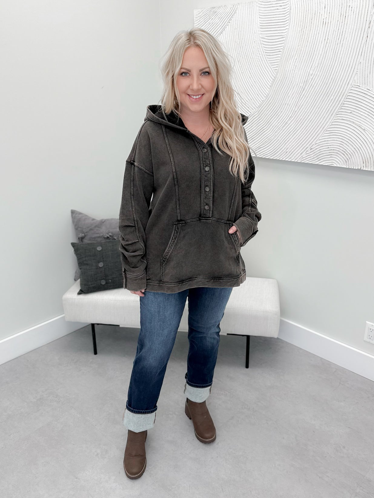 Brandie Hoodie in Brown Wash