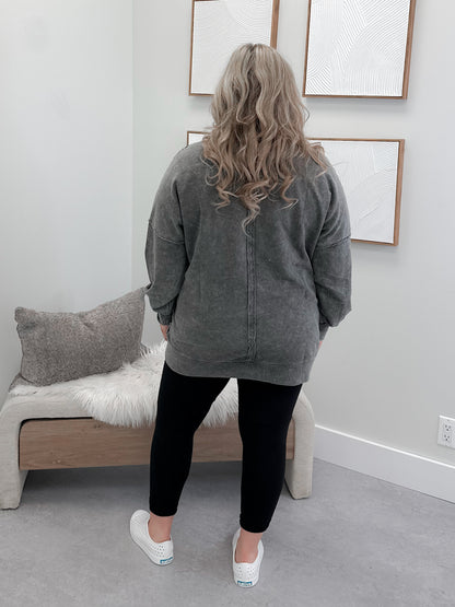 Jupiter Pullover in Washed Black