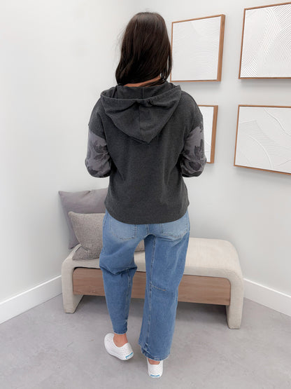 Losette Hoodie in Charcoal