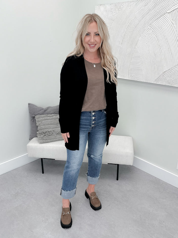 Basic Lightweight Cardi in Black