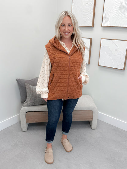 Stowe Quilted Vest in Rust