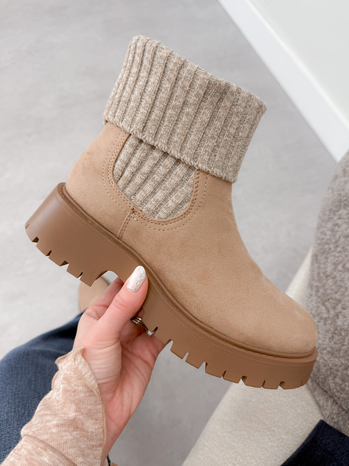 Zaylee Boots in Light Taupe