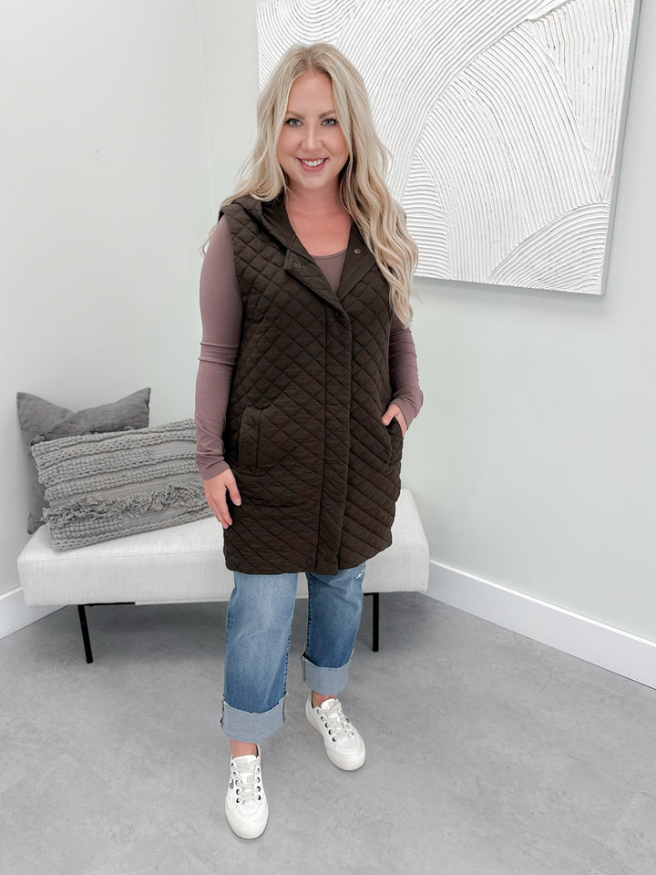 Jonnie Quilted Vest in Espresso