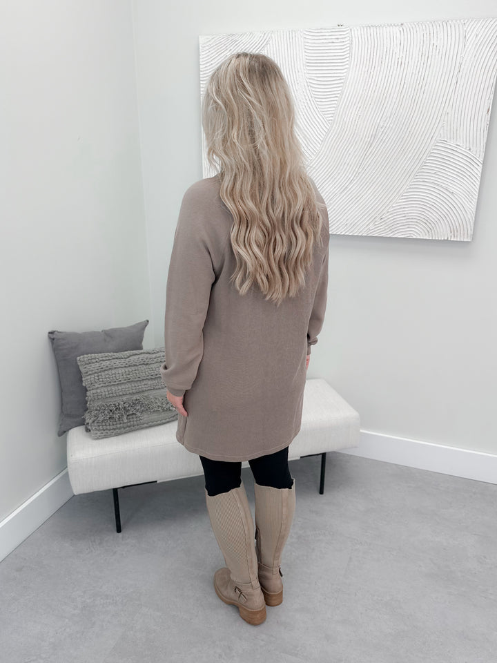 Melody Tunic Pullover in Mocha