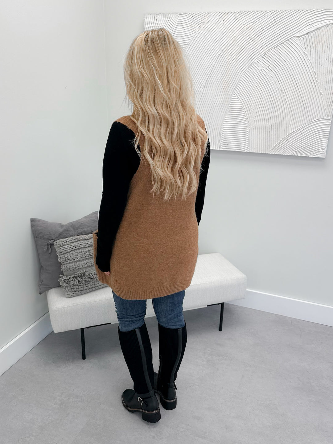 Cozy Tunic Vest in Pecan