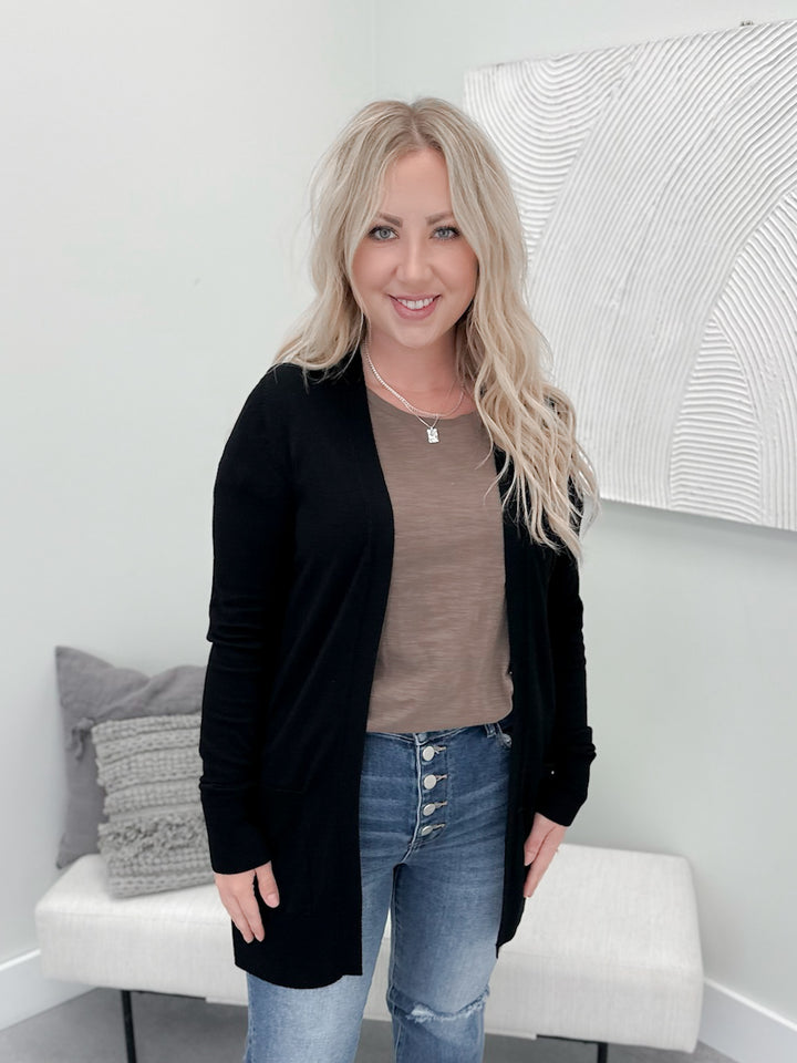 Basic Lightweight Cardi in Black
