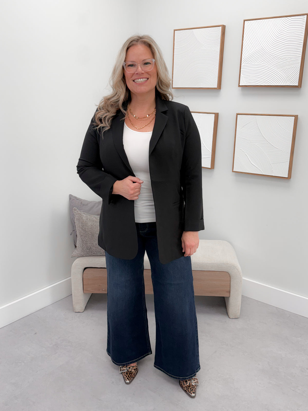 Leigh Blazer in Black