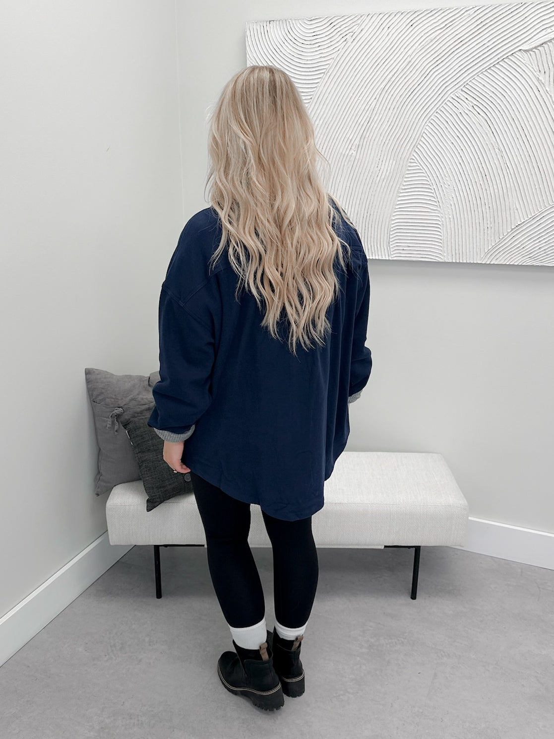 Janny Shacket in Navy