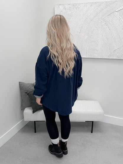 Janny Shacket in Navy