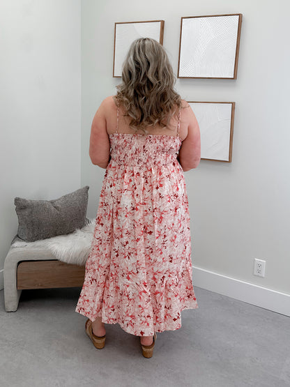 Sonata Dress in Rose Floral (Curvy Only)