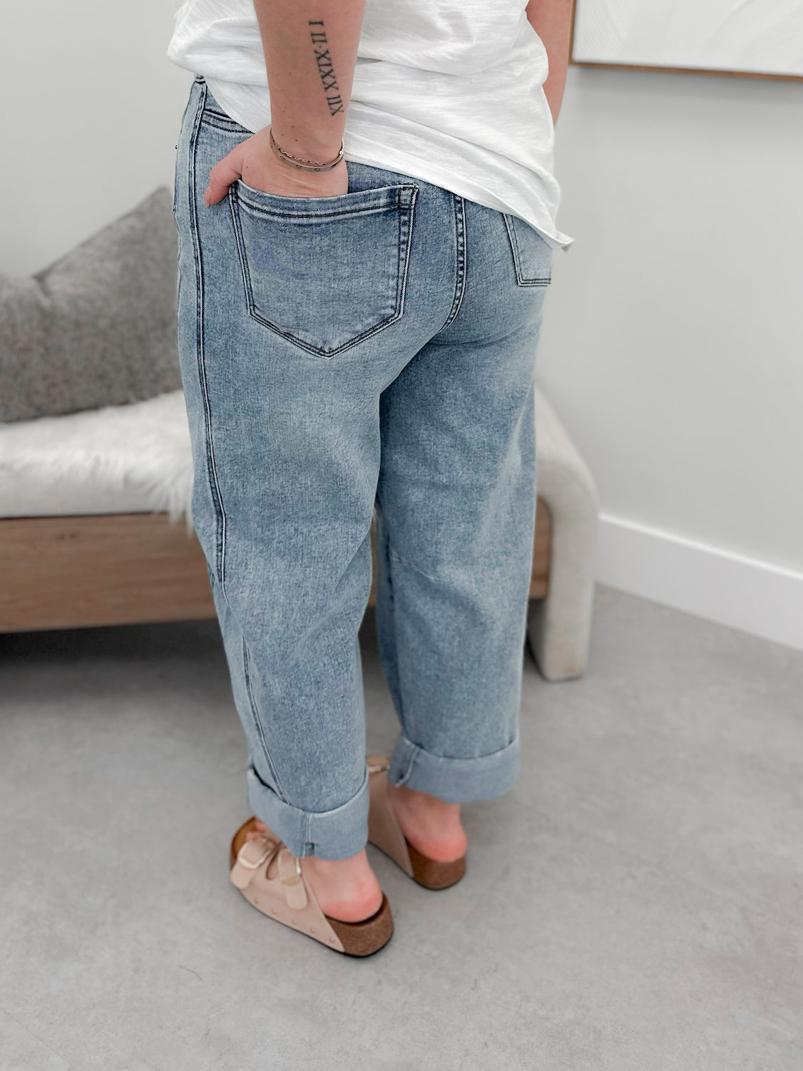 Tarron Barrel Jeans