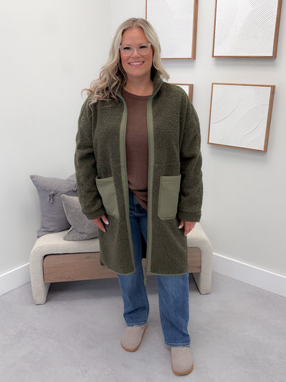 Canmore Long Jacket in Olive