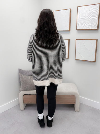 Dixen Cardigan in Black Stripe