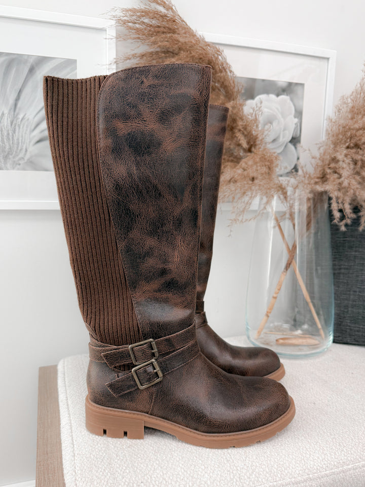 Hay Bale Boot in Espresso by Corkys