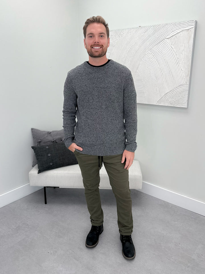 Mens Barrett Sweater in Charcoal