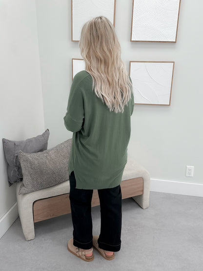 Super Soft Line Sweater in Moss
