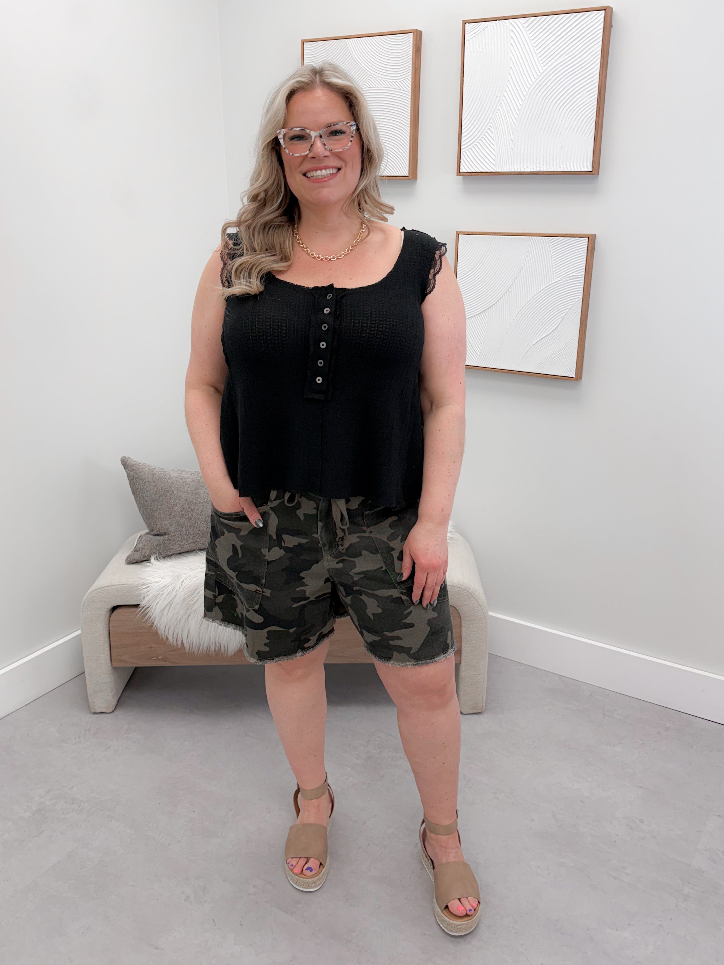 Saint Tank in Black by Pol