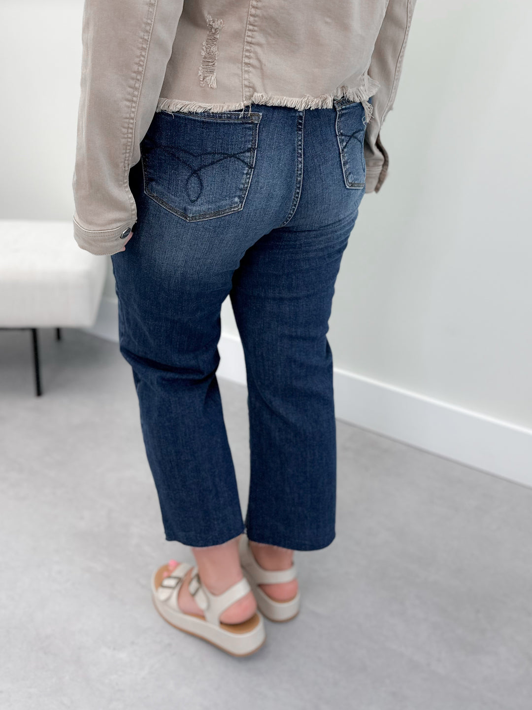 Mels Favorite Cropped Mid Wash Jeans by Judy Blue