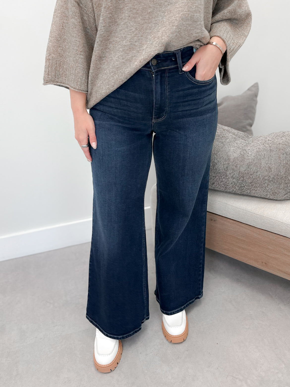 Rayne Wide Leg High Rise PETITE Jeans by Judy Blue