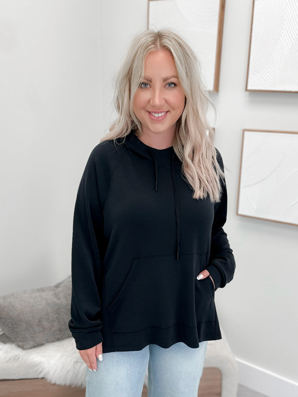 Romina Hoodie in Black