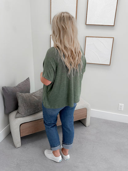 Aniston Slub Knit Tee in Olive