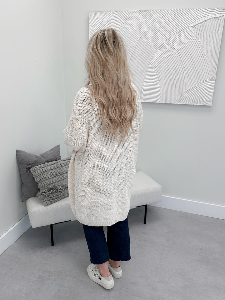 Wednesday Cardi in Oat