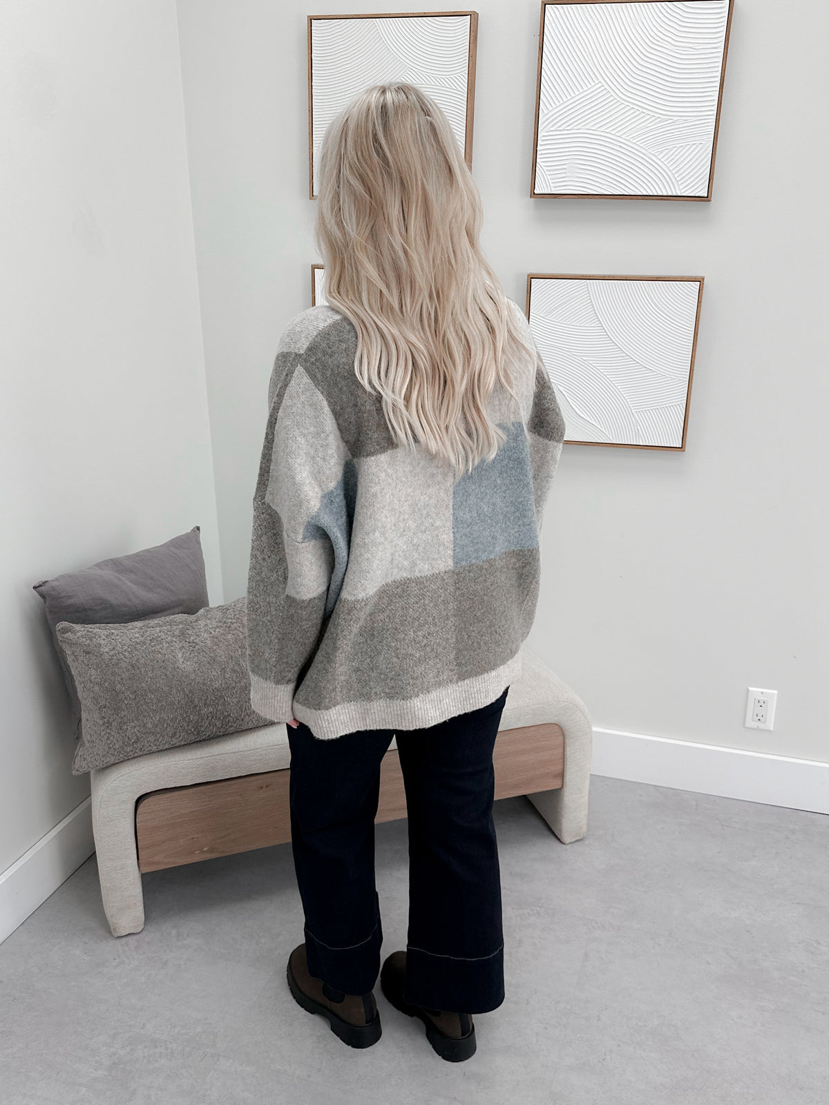 Joyce Color Blocked Sweater in Blue