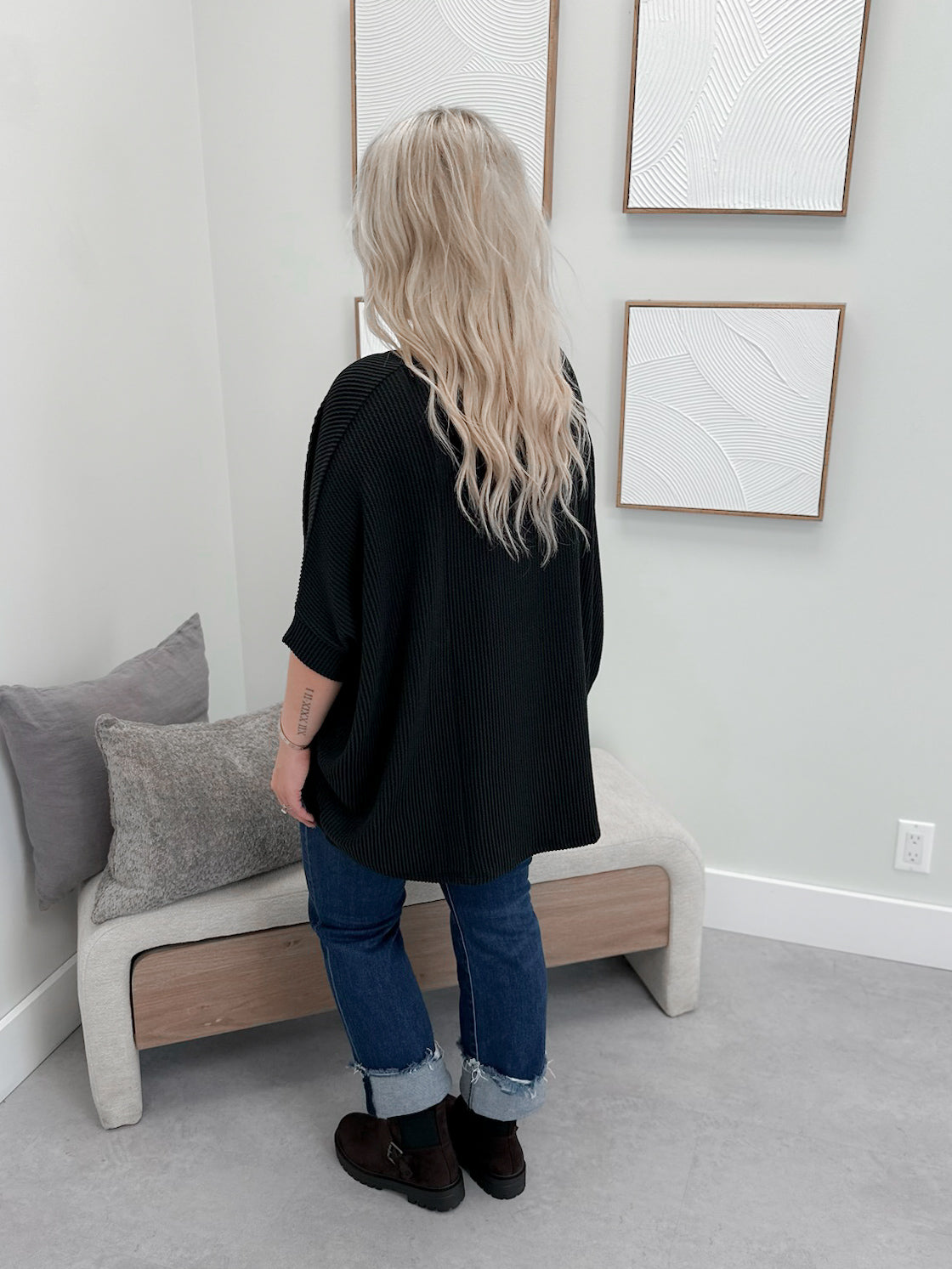 Winslet Wave Tee in Black