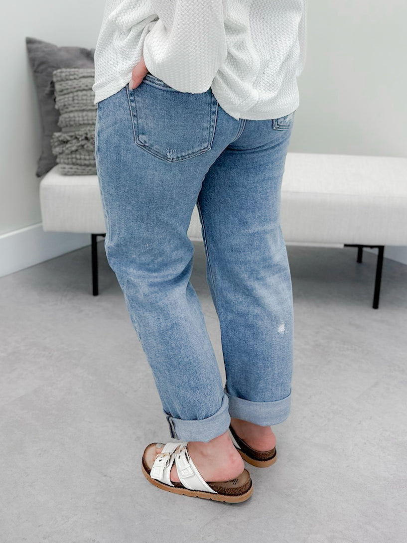 Amelia High Rise Boyfriend Jeans by Risen