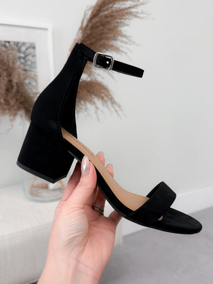 Weekend Heel in Black