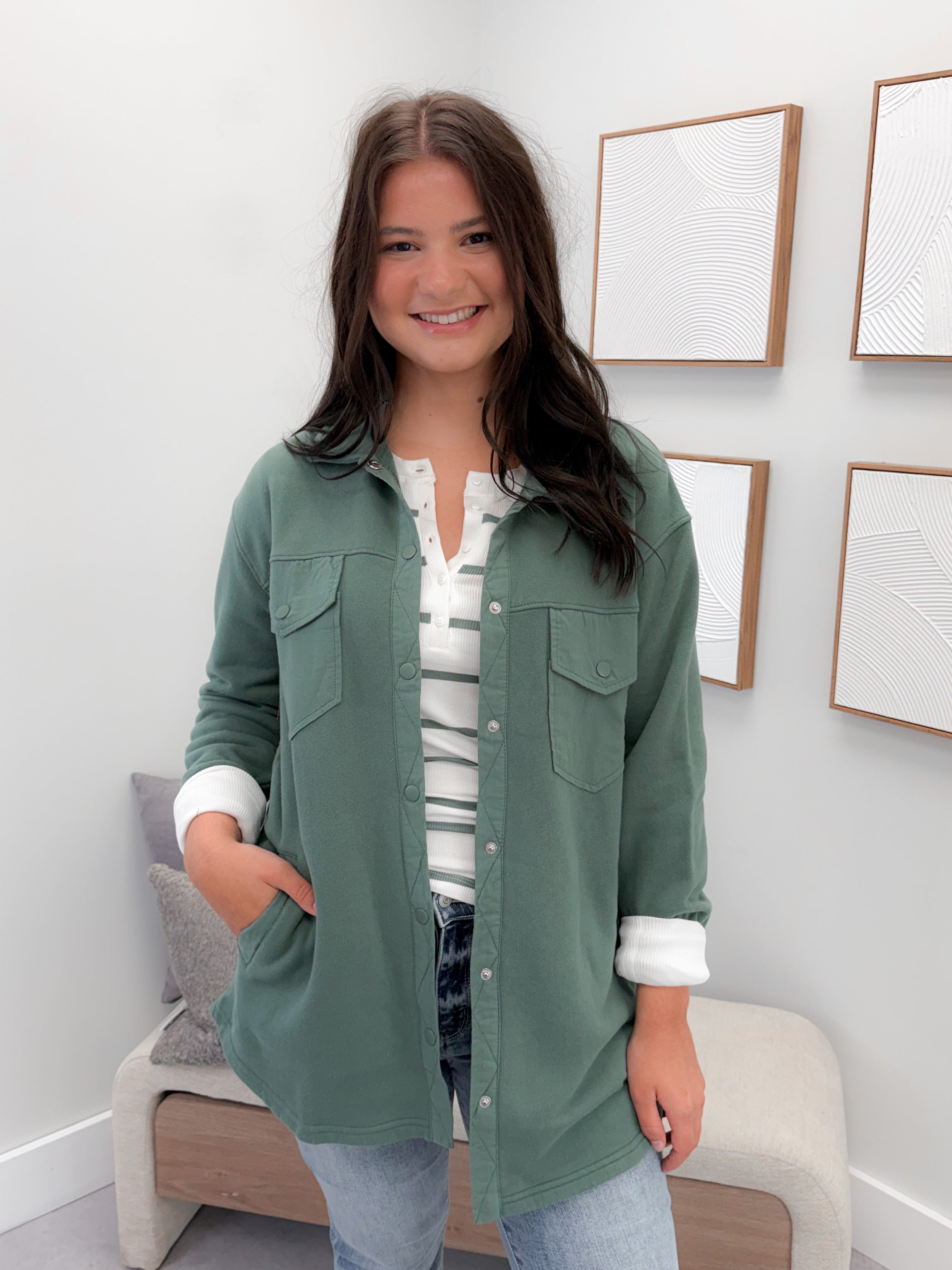 Essen Shacket in Green