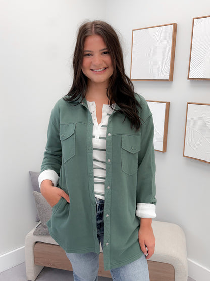 Essen Shacket in Green