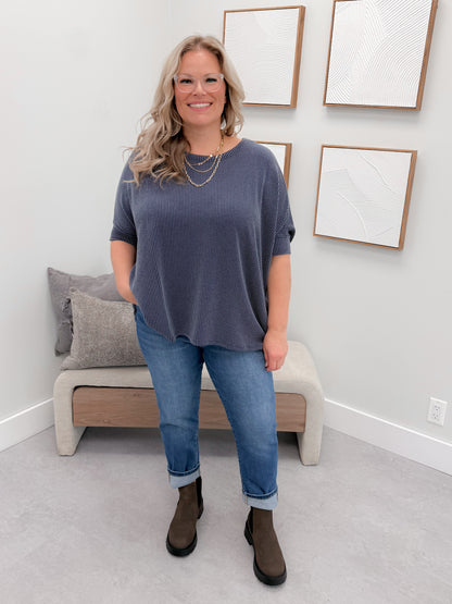 Winslet Wave Tee in Denim Blue