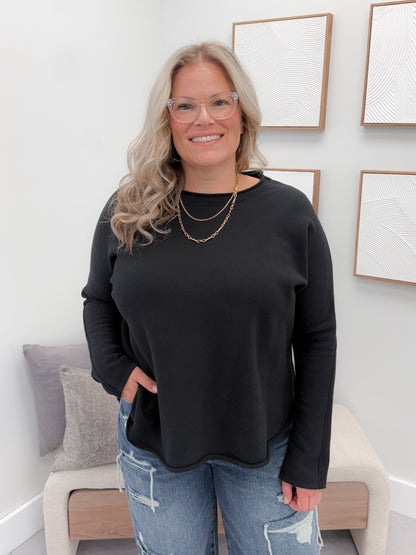 Nelly Pullover in Black