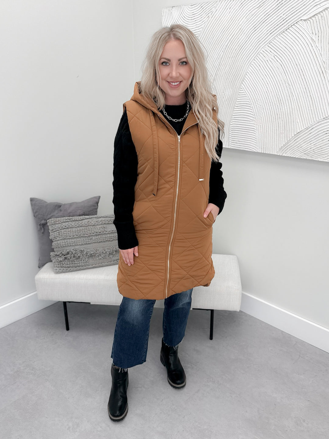 Rhodes Vest in Spice