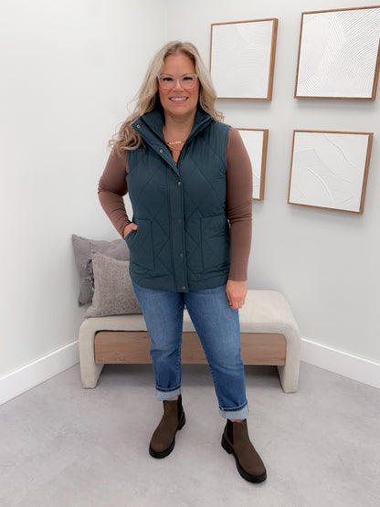 Remy Vest in Teal