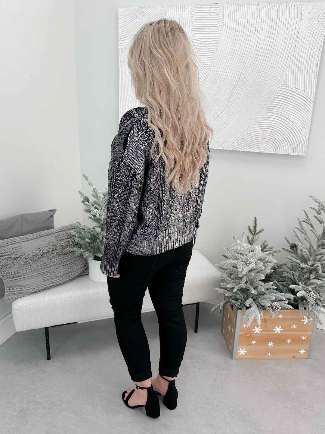 Hourglass Sweater in Silver Black