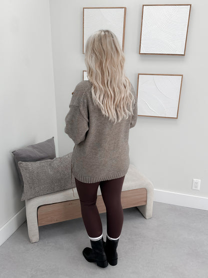 Dessen Sweater in Brown
