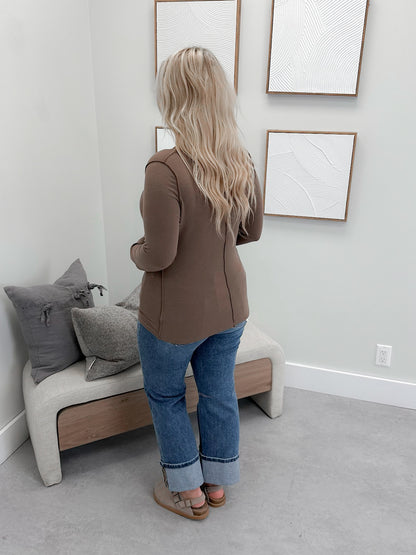 Ivey Long Sleeve in Mocha