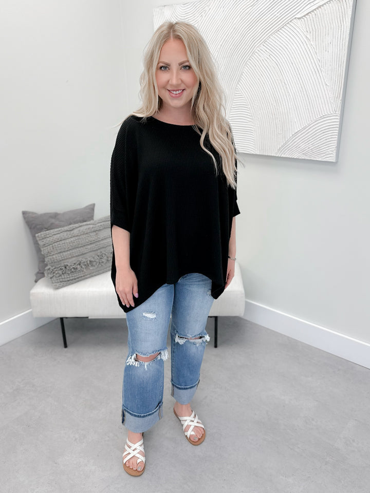 Felicity Wavy Ribbed Top in Black